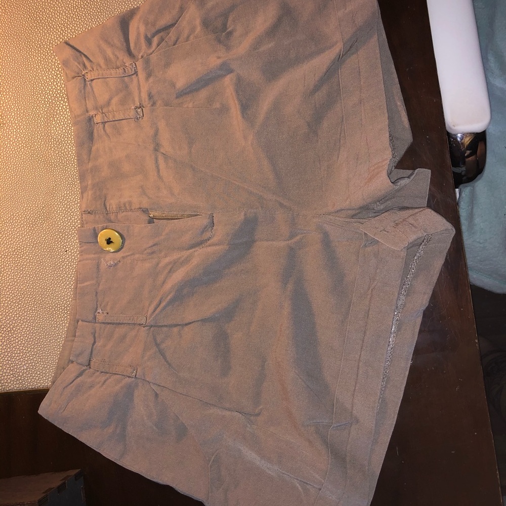 Light weight shorts